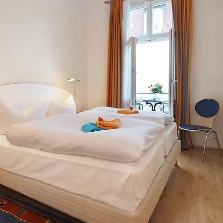 Seetelhotel Aurora ゼーバート・ヘリングスドルフ