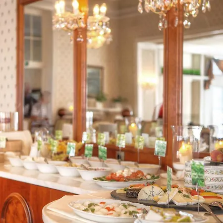 Seetelhotel Aurora 3*